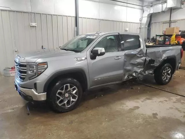 2024 GMC Sierra K1500 SLT