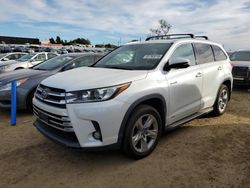 Salvage cars for sale at auction: 2017 Toyota Highlander Hybrid Limited