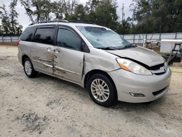 2009 Toyota Sienna XLE