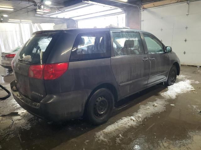 2009 Toyota Sienna CE