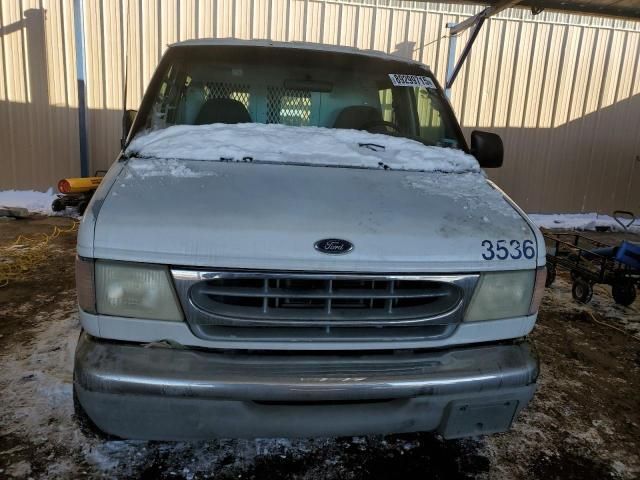 2001 Ford Econoline E350 Super Duty Wagon