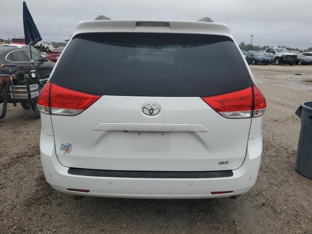 2011 Toyota Sienna XLE