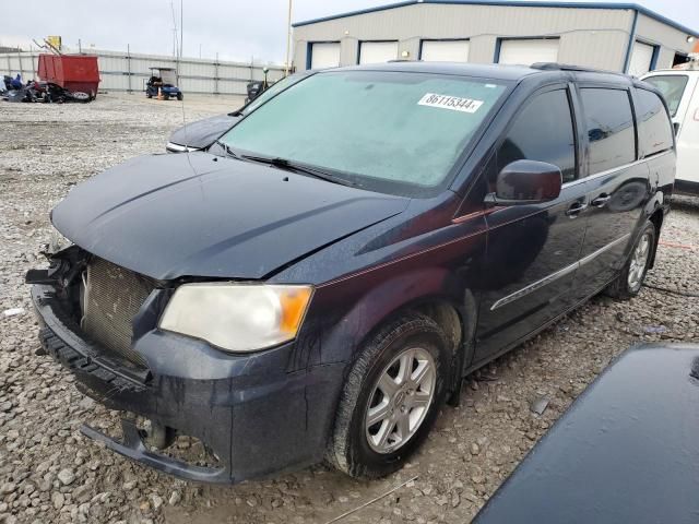 2013 Chrysler Town & Country Touring