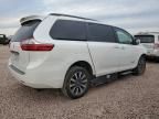 2019 Toyota Sienna XLE