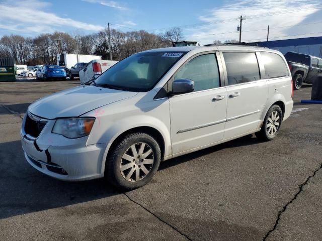 2012 Chrysler Town & Country Touring L