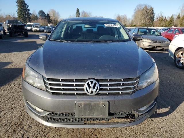 2013 Volkswagen Passat SE