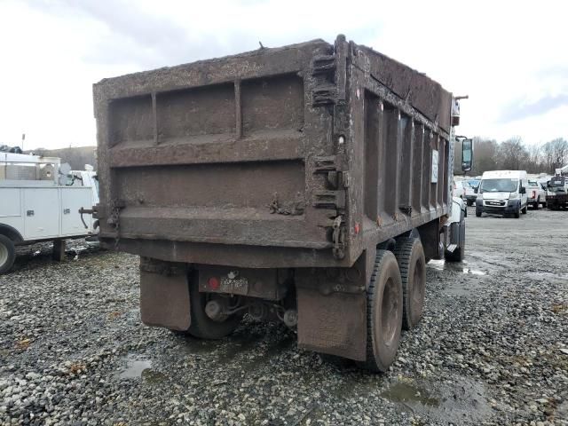 2019 Volvo VHD