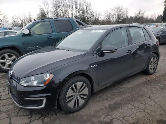 2016 Volkswagen E-GOLF SE