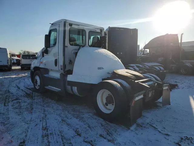 2016 Freightliner Cascadia 125