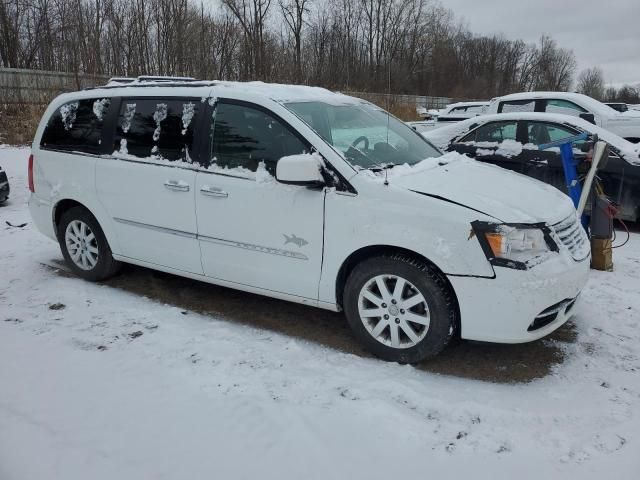 2015 Chrysler Town & Country Touring