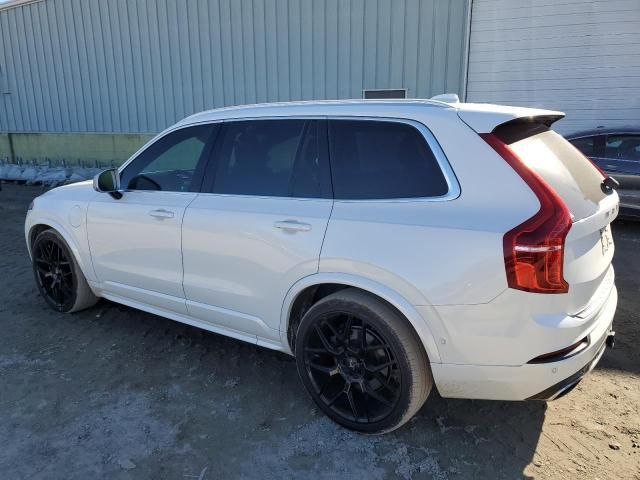 2019 Volvo XC90 T8 R-Design