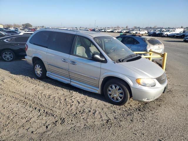 2003 Chrysler Town & Country Limited