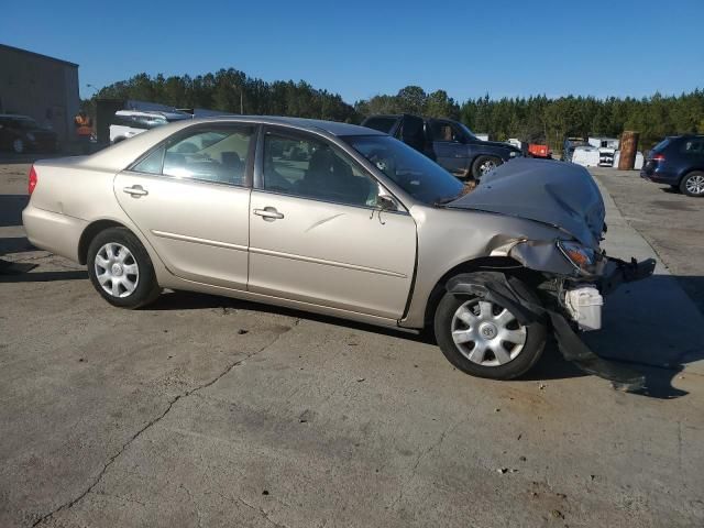 2004 Toyota Camry LE