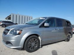 Salvage cars for sale at auction: 2016 Dodge Grand Caravan SE