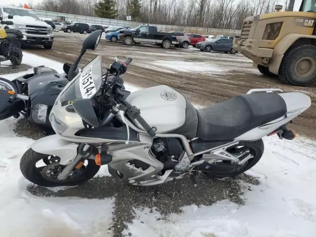 2005 Yamaha FZS10