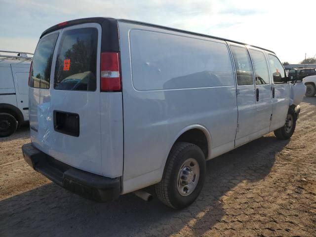 2017 Chevrolet Express G2500