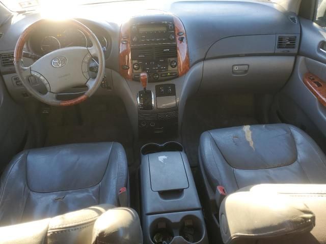 2009 Toyota Sienna XLE