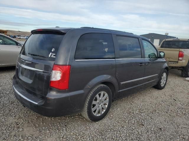 2016 Chrysler Town & Country Touring