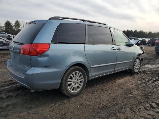 2007 Toyota Sienna XLE