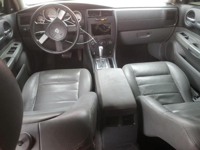 2005 Dodge Magnum SXT