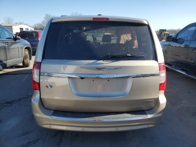 2012 Chrysler Town & Country Limited