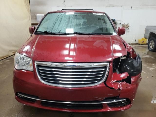 2013 Chrysler Town & Country Touring