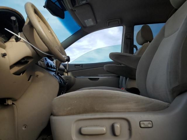 2006 Toyota Sienna CE