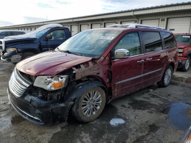 2013 Chrysler Town & Country Limited