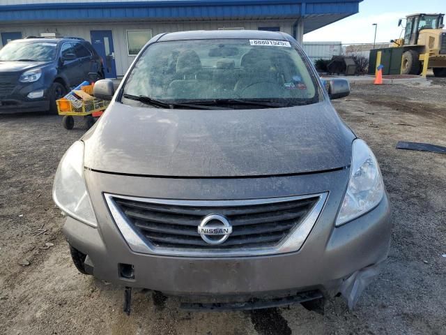 2013 Nissan Versa S