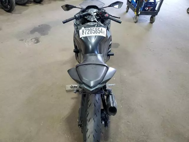 2016 Kawasaki EX300 B