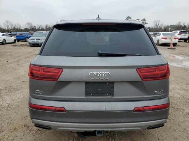 2017 Audi Q7 Premium Plus