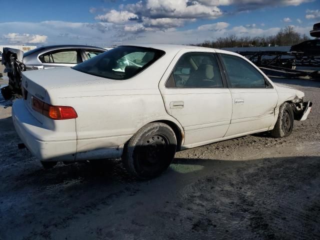 2000 Toyota Camry CE