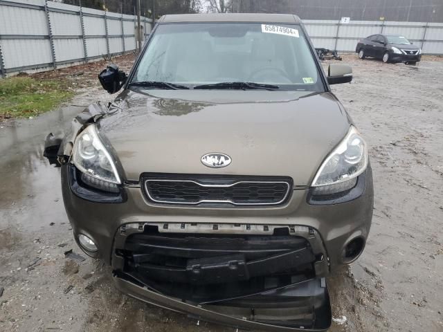 2013 KIA Soul +