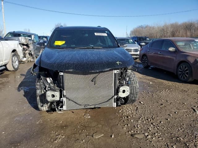 2022 Chevrolet Traverse LT