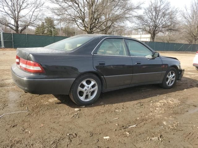 2000 Lexus ES 300