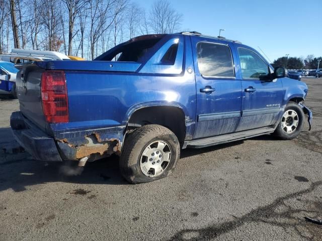 2013 Chevrolet Avalanche LS