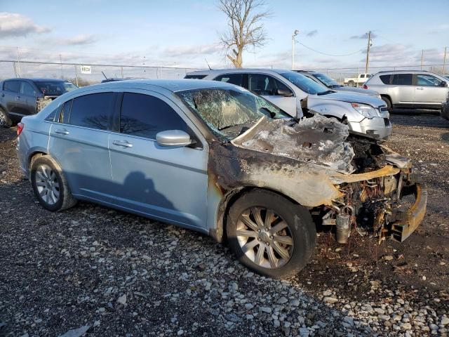 2013 Chrysler 200 Touring