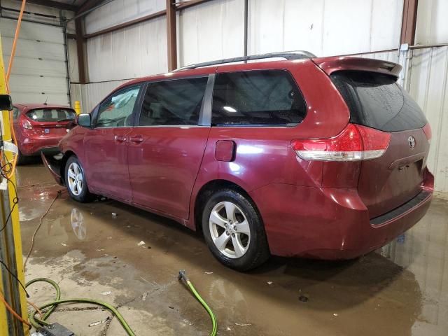 2013 Toyota Sienna LE