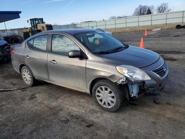 2013 Nissan Versa S