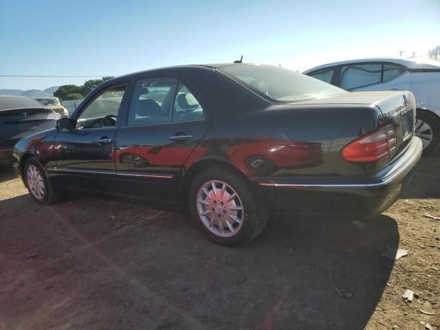 2001 Mercedes-Benz E 320