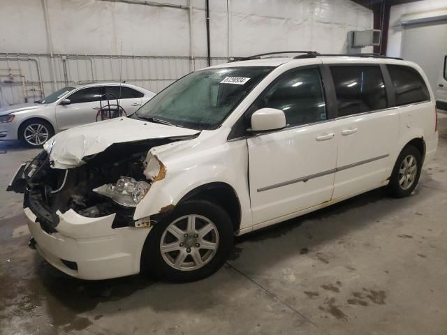 2010 Chrysler Town & Country Touring