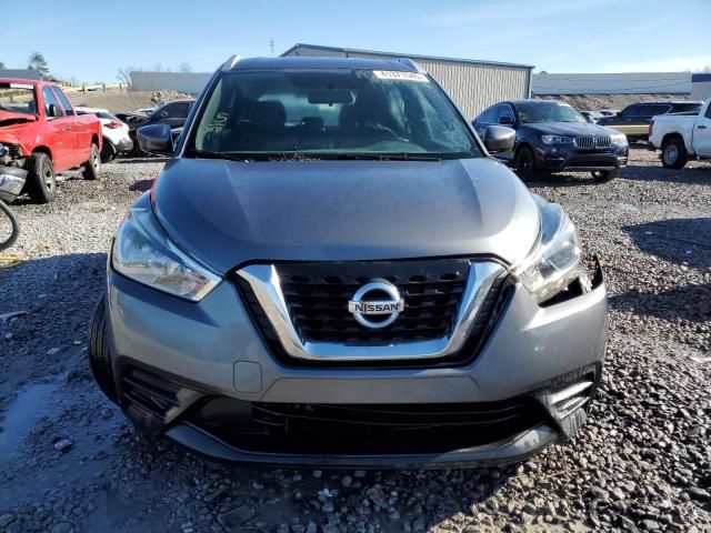 2018 Nissan Kicks S