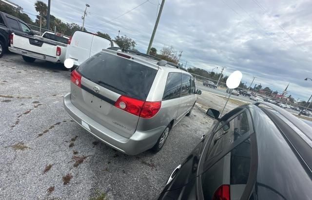 2010 Toyota Sienna CE