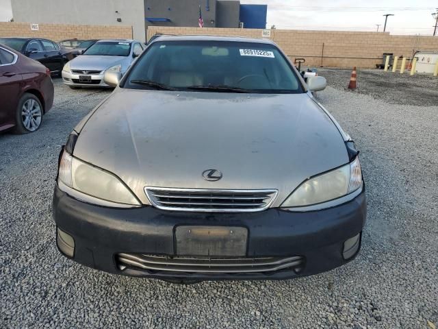 2000 Lexus ES 300