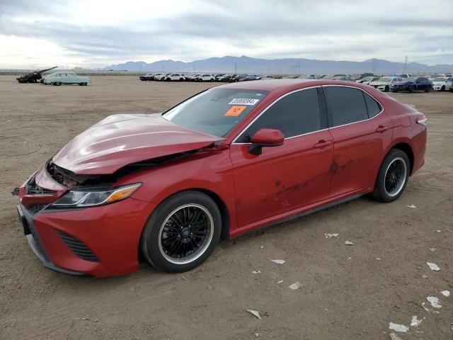 2020 Toyota Camry SE