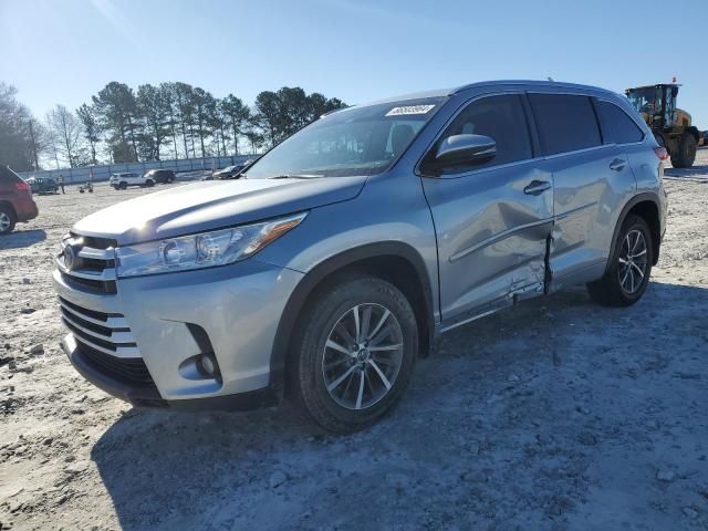 2018 Toyota Highlander SE