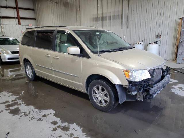 2010 Chrysler Town & Country Touring