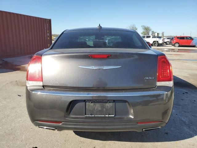 2017 Chrysler 300 Limited