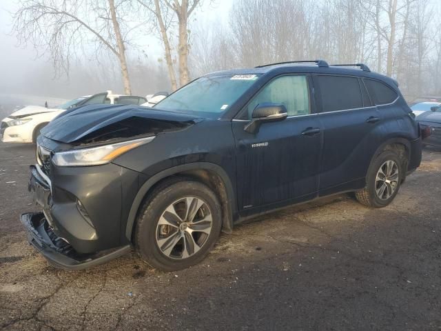 2020 Toyota Highlander Hybrid XLE