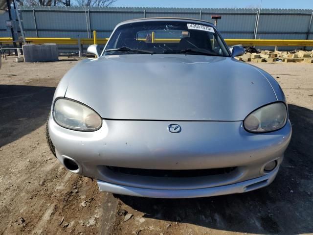 2000 Mazda MX-5 Miata Base